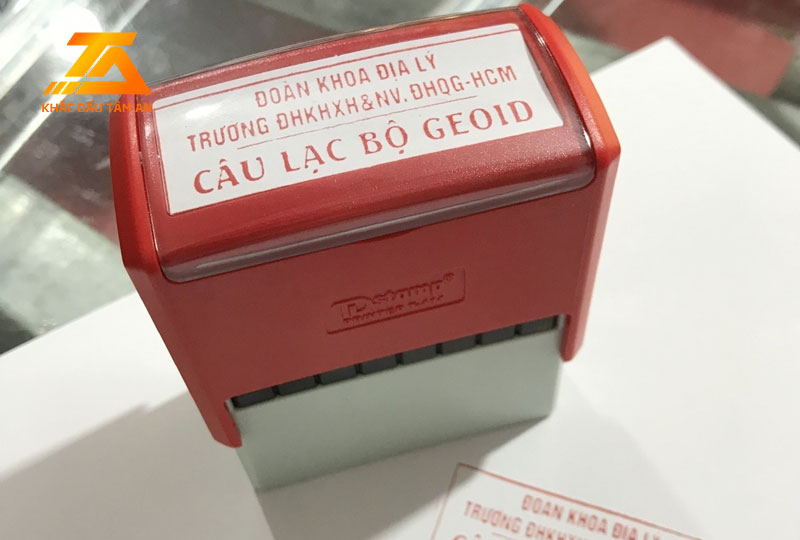 con dấu câu lạc bộ