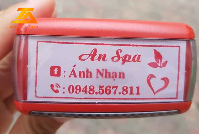 Khắc con dấu cửa hàng