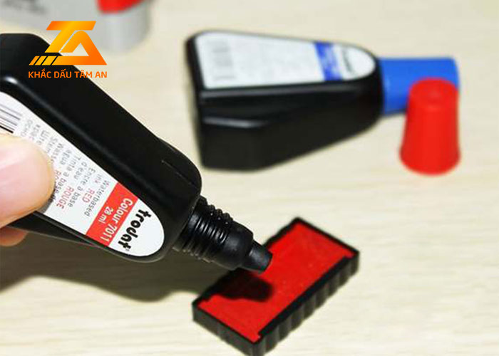 cách làm sạch con dấu