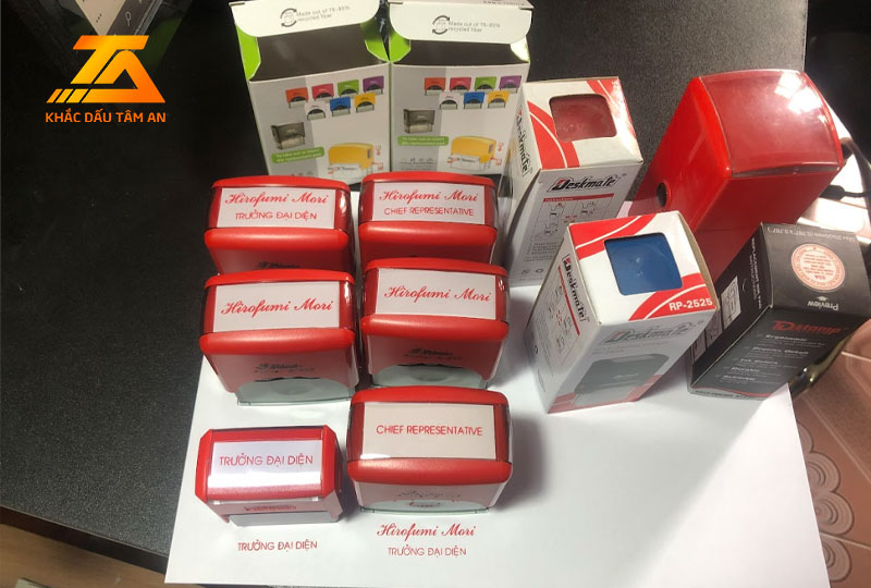 khắc dấu tại đống đa