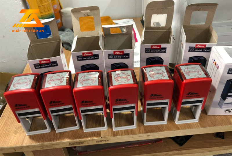 khắc dấu tại đống đa